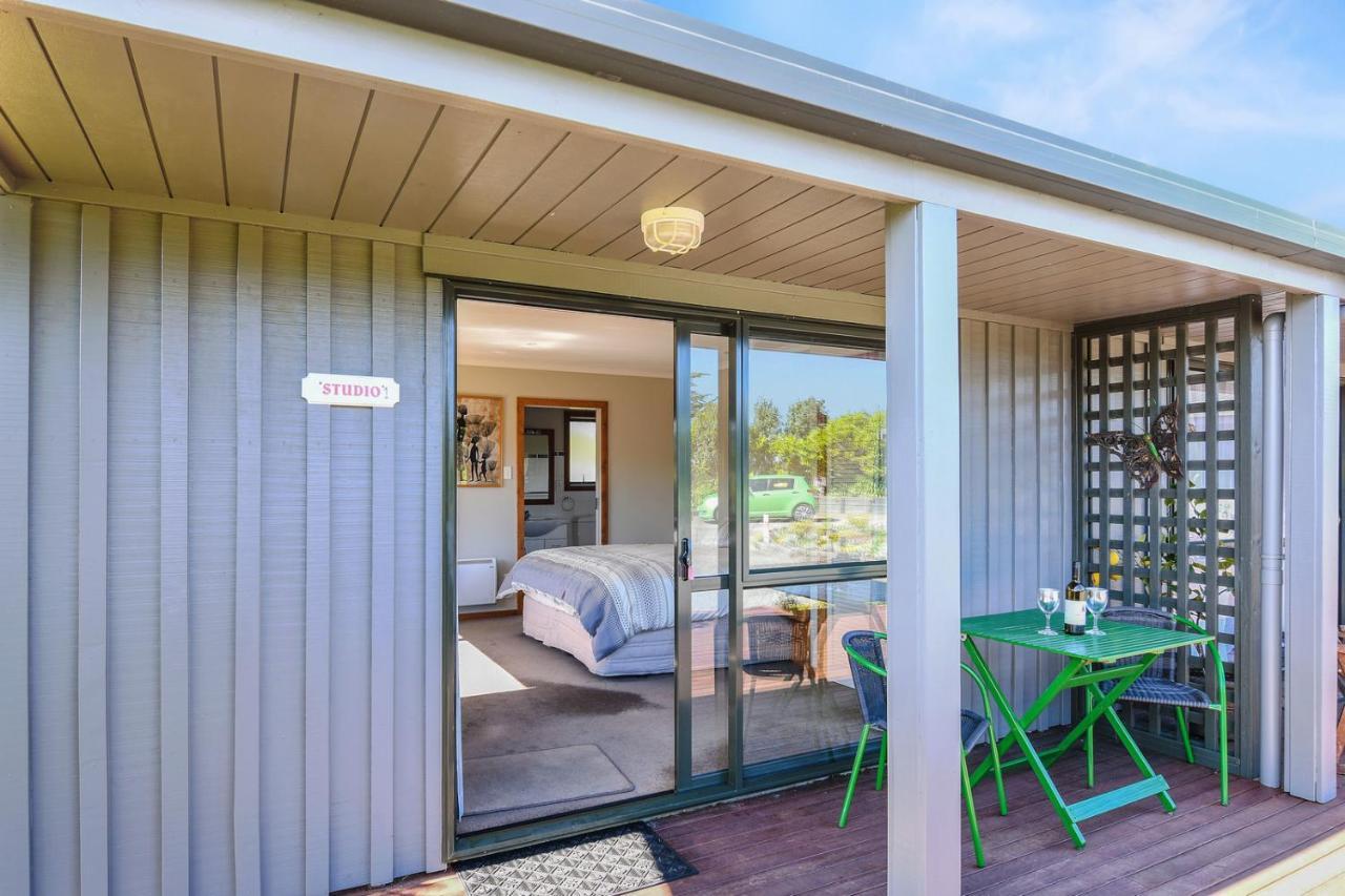 Upepo - The Garden Room - Cape Foulwind Studio Exterior photo
